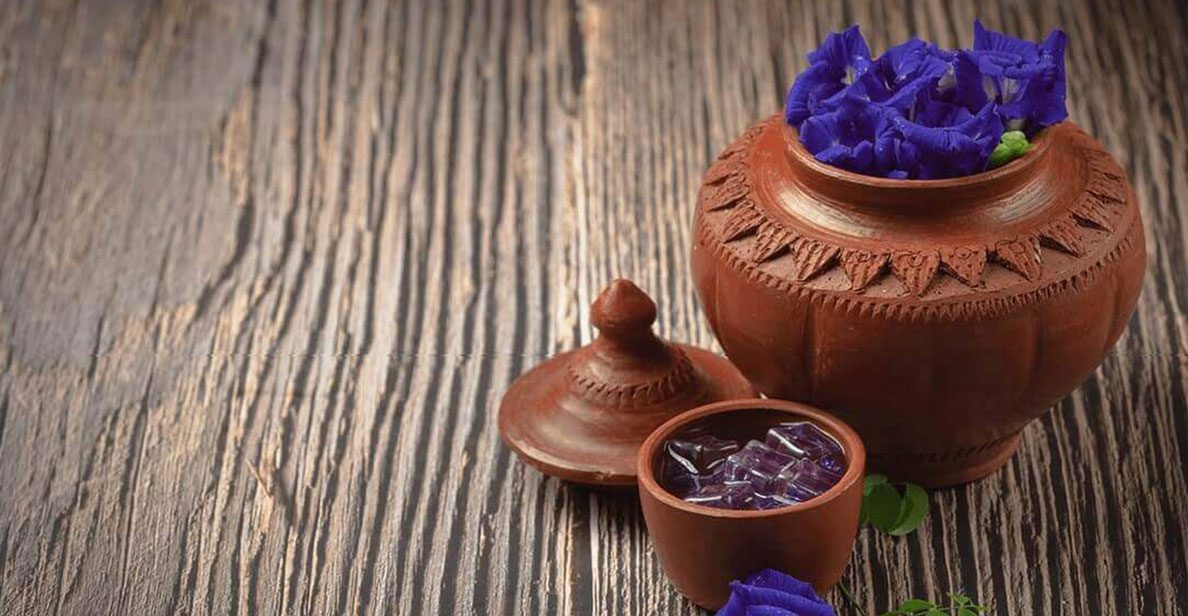 You are currently viewing Earthen pots, the Choice of the Century – 5 Best Benefits of Using Earthen Pots in Your Kitchen